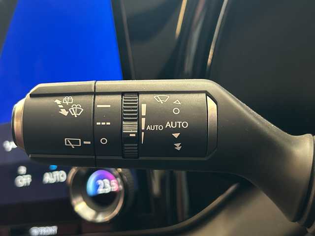 レクサス ＲＸ 350 Fスポーツ 岐阜県 2024(令6)年 2.3万km ホワイトノーヴァガラスフレーク ワンオーナー/サンルーフ/AdvancedDrive/純正ナビゲーション/フルセグTV/100V電源/Bluetooth/AppleCarPlay/USB端子/ETC2・0/デジタルインナーミラー/ドライバーモニター/パドルシフト/全周囲カメラ/ハーフレザー/全席パワーシート/全席シートヒーター/全席エアシート/前後コーナーセンサー/LexusSafetySystem+/プリクラッシュセーフティ/クルーズコントロール/ロードサインアシスト/フロントクロストラフィックアラート/レーンディパーチャーアラート/レーンチェンジアシスト/プロアクティブドライビングアシスト/リヤクロストラフィックアラート/ブラインドスポットモニター/後方車両接近告知/パーキングサポートブレーキ/リヤカメラディテクション/安心降車アシスト/周辺車両接近時サポート/クリアランスソナー/カーテンエアバッグ/LEDヘッドライト/オートライト/オートマチックハイビーム/純正アルミホイール/フロアマット/保証書