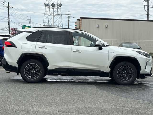 トヨタ ＲＡＶ４ ＰＨＶ G Z 愛知県 2021(令3)年 7.8万km ホワイトパールクリスタルシャイン /ワンオーナー//禁煙車//純正ナビ/（AM/FM/Bluetooth/USB）//バックカメラ//アラウンドビューモニター//デジタルインナーミラー//クルーズコントロール//ビルトインETC//ブラインドスポットモニター//ポジションメモリシート//D+Nパワーシート//D+Nシートヒーター//D+Nエアシート//ステアリングヒーター//電子パーキング//クリアランスソナー//レーンキープアシスト（LTA）//衝突被害軽減システム（PCS）//盗難防止装置//オートLEDライト//オートマチックハイビーム//Wエアバック//カーテンエアバック//保証書//スペアキー