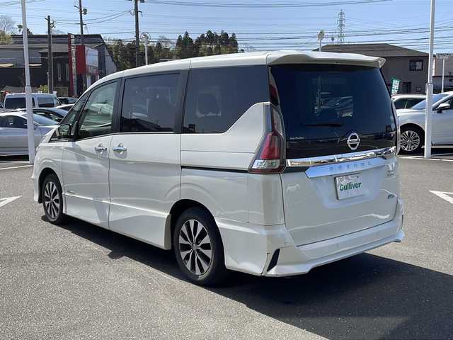 日産 セレナ ハイウェイスター Vセレクション 鹿児島県 2018(平30)年 7.4万km ブリリアントホワイトパール 純正フルセグSDナビ/(Bluetooth/AM/FM/TV )/パーキングアシスト/アラウンドビューモニター/プロパイロット/ドライブレコーダー/3列シート/ETC/両側パワースライドドア/ハンズフリースライドドア/電動パーキングブレーキ/純正16インチアルミホイール/ウィンカーミラー/オートライト/プッシュスタート/アイドリングストップ/スペアキー