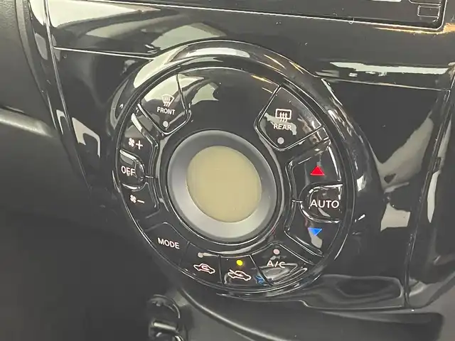 日産 ノート e－パワー X 群馬県 2017(平29)年 4.4万km スーパーブラック 禁煙車　全方位カメラ　純正ナビ　ＢＴ　フルセグ　衝突軽減システム　車線逸脱警報　車両接近通報装置　　ドラレコ　ＥＴＣ横滑り防止装置　オートライト　プッシュスタート　スマートキー　オートエアコン