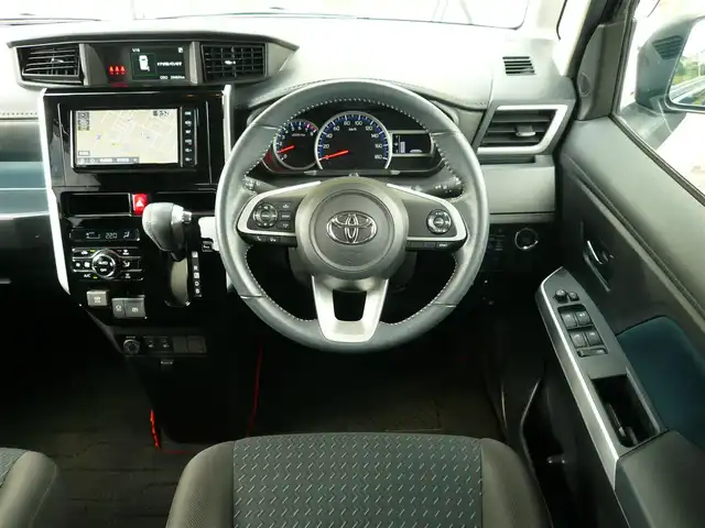 トヨタ ルーミー カスタムG－T 静岡県 2020(令2)年 4万km レーザーブルークリスタルシャイン ワンオーナー /禁煙車/ターボ/両側パワースライドドア/純正SDナビ：NSZT-W68T/(CD/DVD/BT/SD/フルセグTV/USB/)/TVキャンセラー有/クルーズコントロール/ステアリングリモコン/バックカメラ/前席シートヒーター/電子パーキング/後席ロールサンシェード/スマートアシスト/前後コーナーセンサー/プッシュスタート　スマートキー/ビルトインETC/前後ドライブレコーダー/LEDヘッドライト/保証書　取扱説明書　ナビ取説