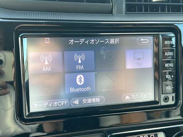 トヨタ アクア S 沖縄県 2018(平30)年 5.6万km ダークブルーマイカ 純正ナビ/（ＡＭ／ＦＭ／ＢＴ）　/フルセグＴＶ　/バックカメラ　/エアロパーツ　/社外１５インチＡＷ　/オートライト　　/衝突軽減システム　/ドラレコ　/ＥＴＣ　/ＬＥＤヘッドライト　/レーンキープアシスト　/スマートキー/プッシュスタート/シートヒーター