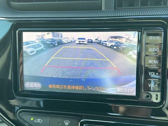 トヨタ アクア S 沖縄県 2018(平30)年 5.6万km ダークブルーマイカ 純正ナビ/（ＡＭ／ＦＭ／ＢＴ）　/フルセグＴＶ　/バックカメラ　/エアロパーツ　/社外１５インチＡＷ　/オートライト　　/衝突軽減システム　/ドラレコ　/ＥＴＣ　/ＬＥＤヘッドライト　/レーンキープアシスト　/スマートキー/プッシュスタート/シートヒーター