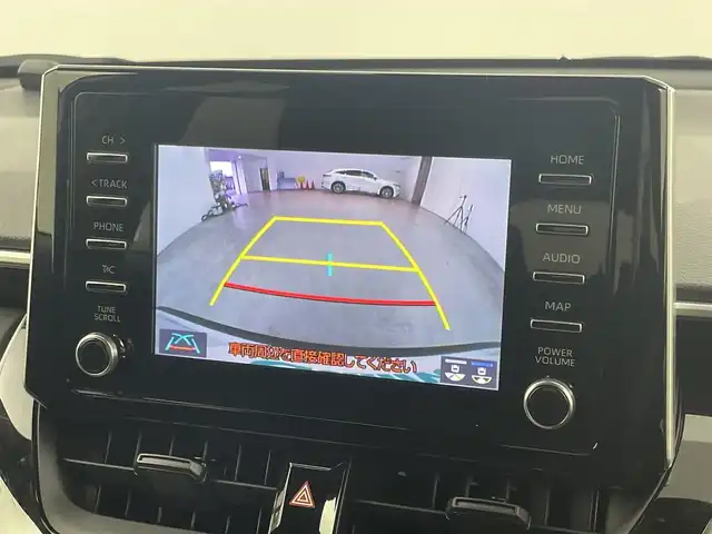 トヨタ カローラ クロス G 福岡県 2022(令4)年 1.3万km プラチナホワイトパールマイカ 純正ナビ　/バックカメラ　/ビルトインＥＴＣ２．０　/前後ドライブレコーダー　/レーダークルーズコントロール　/コーナーセンサー　/衝突軽減ブレーキ　/レーンキープ　/アクセル踏み間違い防止　/純正フロアマット　/ＬＥＤヘッドライト