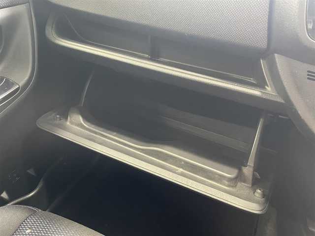 トヨタ ヴィッツ F LEDエディション 道央・札幌 2016(平28)年 11.8万km ブラックマイカ 社外ナビ(AM/FM/TV/BT/SD/DVD/CD)/4WD/純正ドアバイザー/純正フロアマット/横滑り防止/ETC