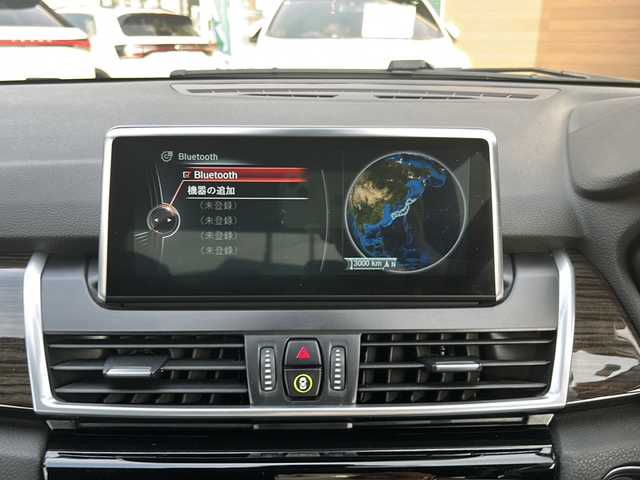 ＢＭＷ ２１８ｄ アクティブツアラー ラグジュアリー 佐賀県 2016(平28)年 10.5万km 赤 Bluetooth／CD／DVD／AUXオートライト/バックカメラ/プッシュスタート/スマートキー／スペアキー1本/コーナーセンサー/クリアランスソナー/取扱説明書／保証書／記録簿/アイドリングストップ/ABS/レーンキープアシスト/横滑り防止装置/盗難防止装置/エアバックW＋サイド/革巻きステアリング