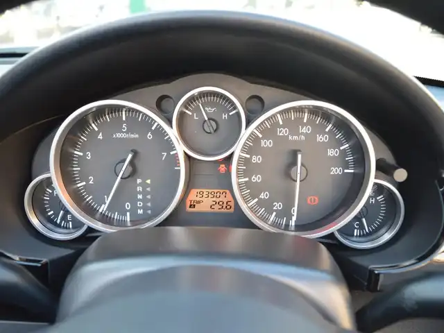 マツダ ロードスター RHT 栃木県 2007(平19)年 19.4万km サンライトシルバーメタリック 2.0L直列4気筒DOHCエンジン/WedsSport製17インチアルミホイール/パワーリトラクタブルハードトップ/マニュアルモード/純正SDナビゲーションシステム/[フルセグ/AM/FM/CD/DVD/BT]/HIDヘッドライト/フォグランプ/アンチロックブレーキシステム/ETC/ツイータースピーカー/電動格納ミラー/純正マット/スペア板キー×1/取扱説明書/保証書/記録簿/[H21.22.23.24.26.28.30.R2.4.6]