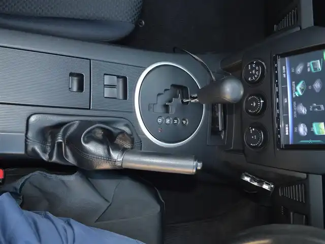 マツダ ロードスター RHT 栃木県 2007(平19)年 19.4万km サンライトシルバーメタリック 2.0L直列4気筒DOHCエンジン/WedsSport製17インチアルミホイール/パワーリトラクタブルハードトップ/マニュアルモード/純正SDナビゲーションシステム/[フルセグ/AM/FM/CD/DVD/BT]/HIDヘッドライト/フォグランプ/アンチロックブレーキシステム/ETC/ツイータースピーカー/電動格納ミラー/純正マット/スペア板キー×1/取扱説明書/保証書/記録簿/[H21.22.23.24.26.28.30.R2.4.6]