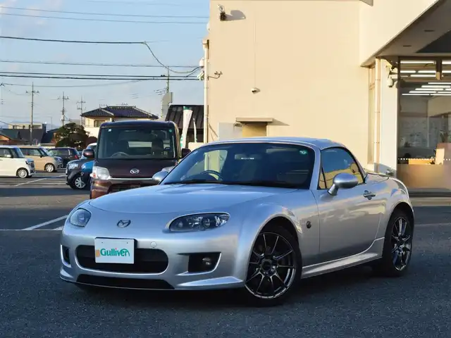 マツダ ロードスター RHT 栃木県 2007(平19)年 19.4万km サンライトシルバーメタリック 2.0L直列4気筒DOHCエンジン/WedsSport製17インチアルミホイール/パワーリトラクタブルハードトップ/マニュアルモード/純正SDナビゲーションシステム/[フルセグ/AM/FM/CD/DVD/BT]/HIDヘッドライト/フォグランプ/アンチロックブレーキシステム/ETC/ツイータースピーカー/電動格納ミラー/純正マット/スペア板キー×1/取扱説明書/保証書/記録簿/[H21.22.23.24.26.28.30.R2.4.6]