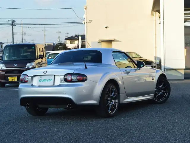 マツダ ロードスター RHT 栃木県 2007(平19)年 19.4万km サンライトシルバーメタリック 2.0L直列4気筒DOHCエンジン/WedsSport製17インチアルミホイール/パワーリトラクタブルハードトップ/マニュアルモード/純正SDナビゲーションシステム/[フルセグ/AM/FM/CD/DVD/BT]/HIDヘッドライト/フォグランプ/アンチロックブレーキシステム/ETC/ツイータースピーカー/電動格納ミラー/純正マット/スペア板キー×1/取扱説明書/保証書/記録簿/[H21.22.23.24.26.28.30.R2.4.6]