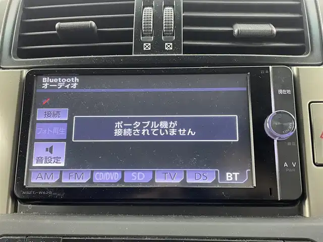 トヨタ ランドクルーザー プラド TX 埼玉県 2012(平24)年 5.9万km ホワイトパールクリスタルシャイン ４WD/純正SDナビ（AM/FM/CD/DVD/BT）/バックカメラ/ビルトインETC/前方ドライブレコーダー/ルーフキャリア/社外17アルミホイール（CIRCLAR）/シートカバー/純正フロアマット/オートライト/横滑り防止システム