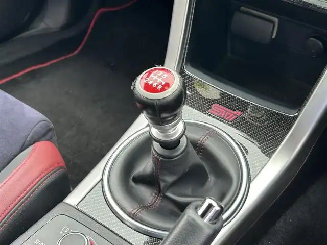 スバル ＷＲＸ ＳＴＩ STI タイプS 愛媛県 2015(平27)年 12.3万km クリスタルブラックシリカ 4WD/6MT/STIエアロ（フロント）/社外19インチAW（RAYS）/BLITZ車高調/社外ナビ（Carrozzeria）/・Bluetooth/・CD/DVD/フルセグTV/バックカメラ（リア・サイド）/ETC/ドライブレコーダー/純正フロアマット/スバルリヤビークルディテクション（後側方警戒支援システム）/ハーフレザーシート/パワーシート（D席）/社外マフラー（純正マフラー有）/LEDヘッドライト/オートライト/オートマチックハイビーム/スマートキー/取扱説明書/保証書