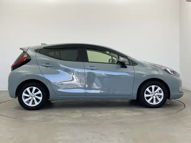 トヨタ アクア Z 新潟県 2022(令4)年 1.5万km アーバンカーキ 10.5インチ純正メモリナビ/　Bluetooth/USB/トヨタセーフティセンス/・プリクラッシュセーフティ/・パーキングサポートブレーキ/・レーントレーシングアラート/・レーダークルーズコントロール/・ロードサインアシスト/・オートマチックハイビーム/ブラインドスポットモニター/リヤクロストラフィックアラート/前後ドライブレコーダー【AG421-DRC】/前後コーナーセンサー/バックモニター/ビルトインETC2.0/LEDヘッドライト/オートライト/レザーステアリング