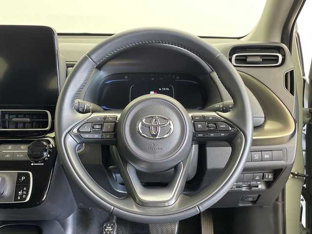 トヨタ アクア Z 新潟県 2022(令4)年 1.5万km アーバンカーキ 10.5インチ純正メモリナビ/　Bluetooth/USB/トヨタセーフティセンス/・プリクラッシュセーフティ/・パーキングサポートブレーキ/・レーントレーシングアラート/・レーダークルーズコントロール/・ロードサインアシスト/・オートマチックハイビーム/ブラインドスポットモニター/リヤクロストラフィックアラート/前後ドライブレコーダー【AG421-DRC】/前後コーナーセンサー/バックモニター/ビルトインETC2.0/LEDヘッドライト/オートライト/レザーステアリング