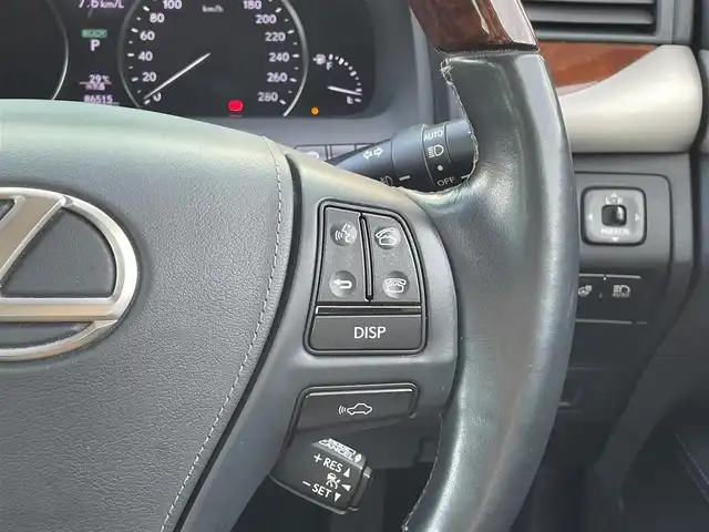 レクサス ＬＳ 600h バージョンC Iパック 宮崎県 2015(平27)年 8.7万km スターライトブラックガラスフレーク 純正ナビ(Bluetooth・フルセグTV・CD/DVD)/バックカメラ/ETC/ドラレコ前/パワートランクリッド/ムーンルーフ/N席オットマン/BSM/コーナーセンサー/クルコン/プリクラッシュセーフティシステム/横滑り防止/レザーシート(シートヒーター/エアシート)/前席パワーシート/純正18インチアルミホイール/純正フロアマット/LEDヘッドライト/オートマチックハイビーム