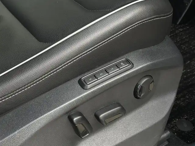 フォルクスワーゲン ティグアン TDI 4モーション Rライン ブラックスタイル 長野県 2018(平30)年 5万km ディープブラックパールエフェクト 黒革シート/ＰＷシート/ＨＵＤ（ヘッドアップディスプレイ）/ＡＣＣ（アダプティブクルーズコントロール）/ＬＫＡ（レーンキープアシスト）/BSM（サイドアシスト）/パーキングアシスト/ＤｉｓｃｏｖｅｒＰｒｏナビ/３６０°カメラ/ＡｎｄｒｏｉｄＡｕｔｏ/ＡｐｐｌｅＣａｒＰｌａｙ/全席シートヒーター/ＰＷバックドア/オートホールドブレーキ/パークセンサー/ルーフコンソール/LEDヘッドライト/ETC2.0
