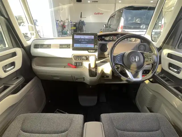 ホンダ Ｎ ＢＯＸ G EX ターボ ホンダセンシング 宮崎県 2018(平30)年 5.1万km ルナシルバーM 純正8型ナビ（VXU-185NBi）/　AM FM CD DVD TV /バックカメラ/ホンダセンシング/バックカメラ/両側パワースライドドア/ウィンカーミラー/純正アルミホイール/ETC/純正ドライブレコーダー/レーダークルーズコントロール/LEDヘッドライト/ウィンカーミラー/電動格納ミラー/スマートキー/プッシュスタート