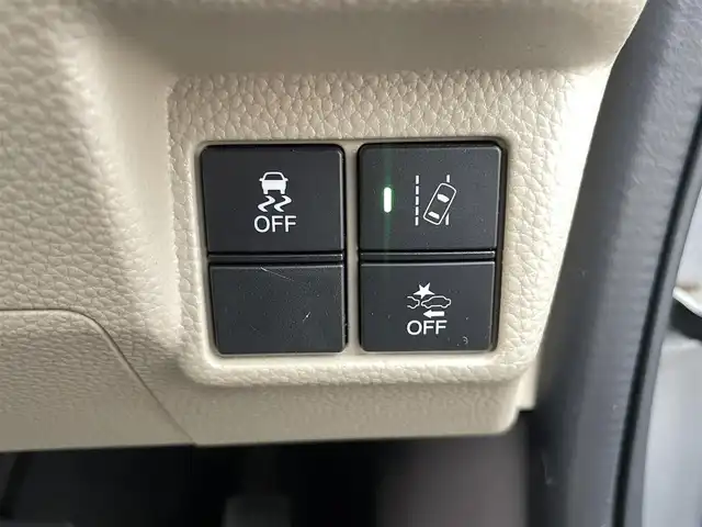 ホンダ Ｎ ＢＯＸ G EX ターボ ホンダセンシング 宮崎県 2018(平30)年 5.1万km ルナシルバーM 純正8型ナビ（VXU-185NBi）/　AM FM CD DVD TV /バックカメラ/ホンダセンシング/バックカメラ/両側パワースライドドア/ウィンカーミラー/純正アルミホイール/ETC/純正ドライブレコーダー/レーダークルーズコントロール/LEDヘッドライト/ウィンカーミラー/電動格納ミラー/スマートキー/プッシュスタート