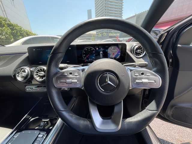メルセデス・ベンツ Ｂ２００ｄ AMGライン 東京都 2020(令2)年 4.6万km 黒 ワンオーナー/レーダーセーフティパッケージ/レザーエクスクルーシブパッケージ/・ツートン本革シート（グレー）/・パノラマサンルーフ/アドバンストパッケージ/・ヘッドアップディスプレイ/・アンビエントライト（64色）/・アドバンストサウンドシステム/DN席メモリ付きパワーシート/DN席シートヒーター/パワーバックドア/（フットクローザー/オープナー）/純正ナビ/（BT/フルセグ/typeC）/全方位カメラ/パドルシフト/マルチビームLEDヘッドライト/auto hold/前ドライブレコーダー