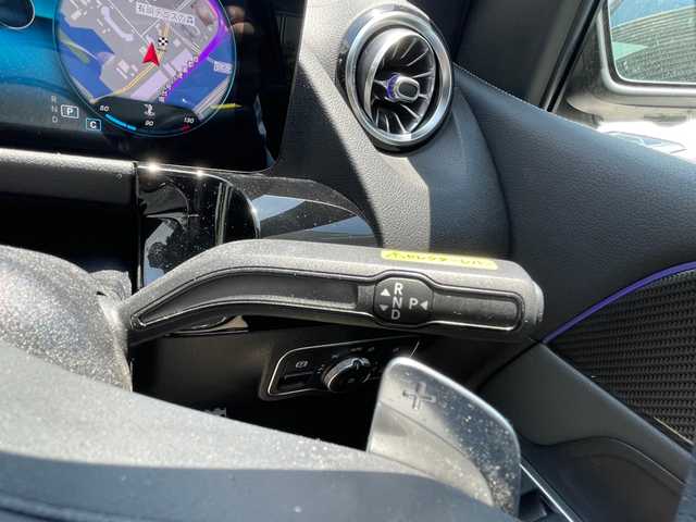 メルセデス・ベンツ Ｂ２００ｄ AMGライン 東京都 2020(令2)年 4.6万km 黒 ワンオーナー/レーダーセーフティパッケージ/レザーエクスクルーシブパッケージ/・ツートン本革シート（グレー）/・パノラマサンルーフ/アドバンストパッケージ/・ヘッドアップディスプレイ/・アンビエントライト（64色）/・アドバンストサウンドシステム/DN席メモリ付きパワーシート/DN席シートヒーター/パワーバックドア/（フットクローザー/オープナー）/純正ナビ/（BT/フルセグ/typeC）/全方位カメラ/パドルシフト/マルチビームLEDヘッドライト/auto hold/前ドライブレコーダー