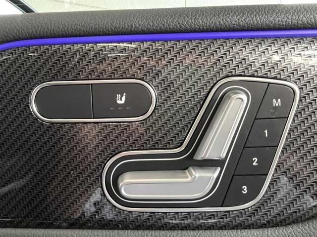 メルセデス・ベンツ Ｂ２００ｄ AMGライン 山形県 2020(令2)年 4.6万km 黒 ワンオーナー/レーダーセーフティパッケージ/レザーエクスクルーシブパッケージ/・ツートン本革シート（グレー）/・パノラマサンルーフ/アドバンストパッケージ/・ヘッドアップディスプレイ/・アンビエントライト（64色）/・アドバンストサウンドシステム/DN席メモリ付きパワーシート/DN席シートヒーター/パワーバックドア/（フットクローザー/オープナー）/純正ナビ/（BT/フルセグ/typeC）/全方位カメラ/パドルシフト/マルチビームLEDヘッドライト/auto hold/前ドライブレコーダー