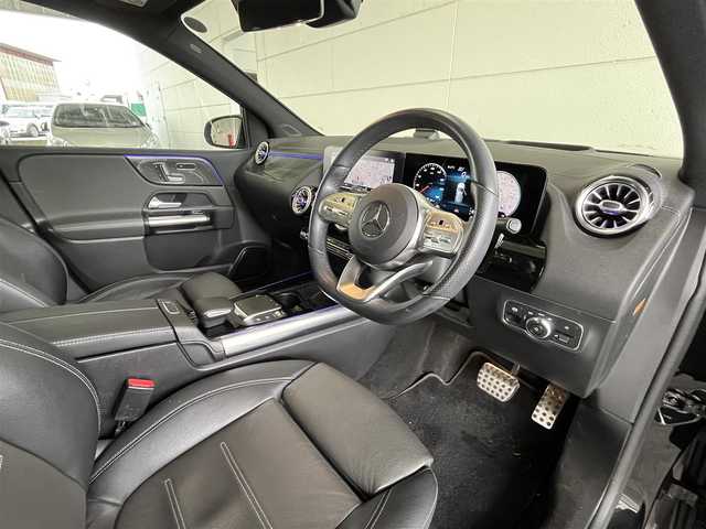 メルセデス・ベンツ Ｂ２００ｄ AMGライン 山形県 2020(令2)年 4.6万km 黒 ワンオーナー/レーダーセーフティパッケージ/レザーエクスクルーシブパッケージ/・ツートン本革シート（グレー）/・パノラマサンルーフ/アドバンストパッケージ/・ヘッドアップディスプレイ/・アンビエントライト（64色）/・アドバンストサウンドシステム/DN席メモリ付きパワーシート/DN席シートヒーター/パワーバックドア/（フットクローザー/オープナー）/純正ナビ/（BT/フルセグ/typeC）/全方位カメラ/パドルシフト/マルチビームLEDヘッドライト/auto hold/前ドライブレコーダー