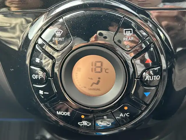 日産 ノート e－パワー X Bアロー 愛知県 2018(平30)年 4万km ダークメタルグレー/スーパーブラック2トーン スマートキー/プッシュスタート/純正ナビ/フルセグTV/CD/DVD/BT/バックカメラ/アラウンドビューモニター/デジタルインナーミラー/ETC/純正15インチAW/エマージェンシーブレーキ/車線逸脱防止警報/クリアランスソナー/ドライブレコーダー/レーダークルーズコントロール/オートライト/純正フロアマット/純正ドアバイザー/取説、保証書