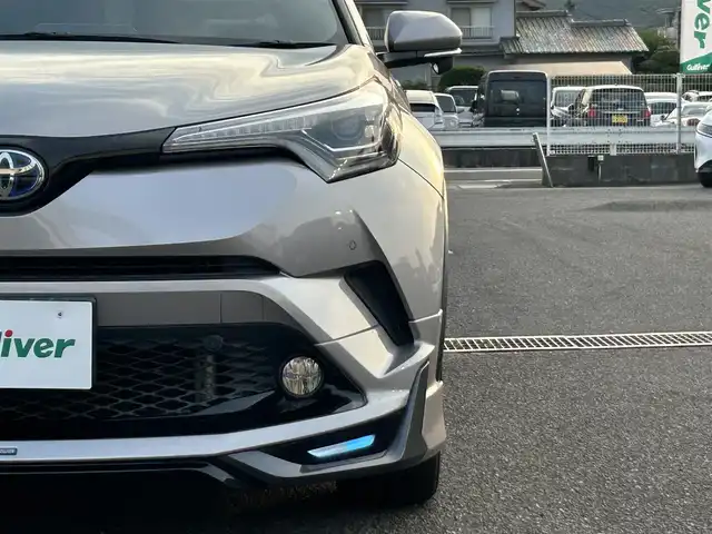 トヨタ Ｃ－ＨＲ G 広島県 2017(平29)年 9.5万km メタルストリームM ワンオーナー/モデリスタエアロ/アルパインSDナビ/　（フルセグテレビ/CD/DVD/Bluetooth）/バックカメラ/レーンキープアシスト/衝撃被害軽減システム/コーナーセンサー/リアクロストラフィックアラート/ブラインドスポットモニター/ETC2.0/ドライブレコーダー/レーダー探知機/純正18インチアルミホイール/横滑防止装置/LEDヘッドライト/フォグランプ/オートライト/オートマチックハイビーム/純正フロアマット