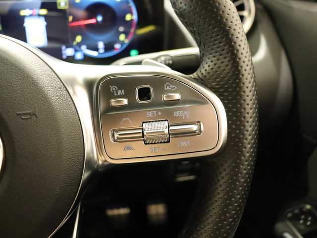 メルセデス・ベンツ ＧＬＡ２００ｄ 4マチック AMGライン 静岡県 2020(令2)年 3.9万km ポーラホワイト レザーEXパッケージ/黒・グレーの本革ツートン/アンビエントライト/アドバンスパッケージ/HUD/サンルーフ/純正ナビ/フルセグTV/純正ドライブレコーダー前後/360°カメラ/パドルシフト/ハイビームアシスト/ACC
