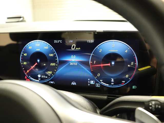 メルセデス・ベンツ ＧＬＡ２００ｄ 4マチック AMGライン 静岡県 2020(令2)年 3.9万km ポーラホワイト レザーEXパッケージ/黒・グレーの本革ツートン/アンビエントライト/アドバンスパッケージ/HUD/サンルーフ/純正ナビ/フルセグTV/純正ドライブレコーダー前後/360°カメラ/パドルシフト/ハイビームアシスト/ACC