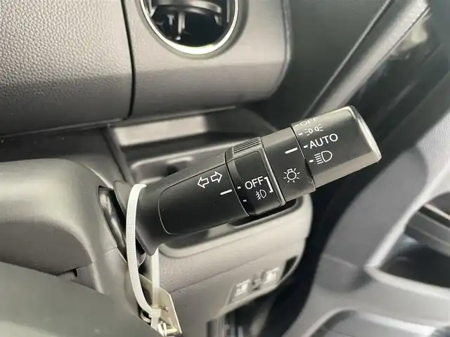 ホンダ Ｎ ＢＯＸ カスタム G L ターボ ホンダセンシング 愛知県 2019(令1)年 5.5万km クリスタルブラックパール ホンダセンシング/　・衝突軽減ブレーキ/　・誤発進抑制機能/　・後方誤発進抑制機能/　・歩行者事故低減ステアリング/　・路外逸脱抑制機能/　・アダプティブ・クルーズ・コントロール/　・車線維持支援システム/　・オートハイビーム/　・先行車発進お知らせ機能/　・標識認識機能/純正ナビ/（・Bluetooth/フルセグTV/SD/USB/CD/DVD）/バックカメラ/ハーフレザー/ドライブレコーダー/ETC/ステアリングリモコン/パドルシフト/ロールサンシェード/オートライト/純正フロアマット/純正AW/スマートキー/エンジンスタートボタン/LEDライト/ドアバイザー