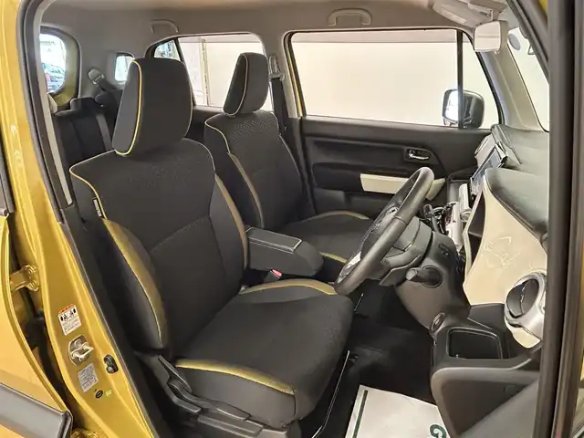 スズキ クロスビー HYBRID MZ 群馬県 2018(平30)年 3.2万km ラッシュイエローメタリック/ブラック2トーンルーフ デュアルセンサーブレーキサポート/純正8インチSDナビ/　　CD/DVD/BT/フルセグ/MSV/USB/iPod/全方位モニター/クルーズコントロール/LEDオートライト/オートハイビーム/前席シートヒーター/純正16インチAW/リフトアップ/バックソナー/ドライブレコーダー/社外マフラー/パドルシフト/ステアリングスイッチ/アイドリングストップ/横滑り防止装置/サイド・カーテンエアバッグ/スマートキー/ETC