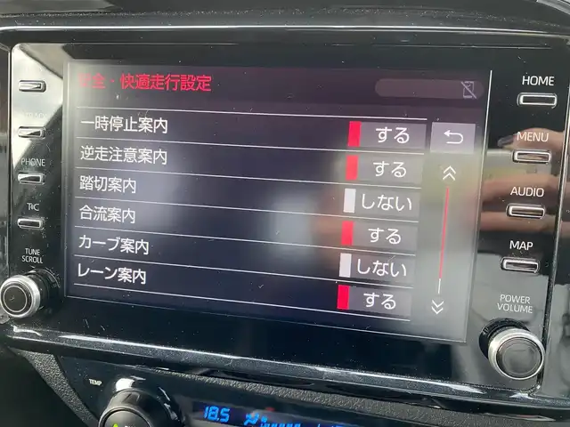 トヨタ ハイラックス Z GRスポーツ 福岡県 2022(令4)年 2.3万km スーパーホワイトⅡ 純正ナビ/AppleCarPlay/USB/Bluetooth/クルーズコントロール/レーンキープ/360度カメラ/ETC/GRロゴ入り半革シート/D席パワーシート/LEDヘッドライト/純正フロアマット/純正18インチアルミホイール/コーナーセンサー/スマートキー/スペアキー×1/保証書/取扱説明書