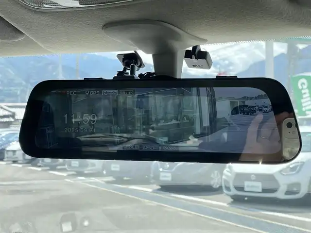 スズキ スイフト スポーツ 愛媛県 2017(平29)年 6.8万km チャンピオンイエロー 純正ナビ（Bluetooth/フルセグTV/DVD再生）/ETC/バックカメラ/クルーズコントロール/iPod接続/前後ドラレコ/シートヒーター/LEDヘッドライト/フォグランプ/スペアキー/ABS/横滑り防止装置/エンケイ17インチアルミホイール