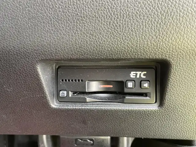 スズキ スイフト スポーツ 愛媛県 2017(平29)年 6.8万km チャンピオンイエロー 純正ナビ（Bluetooth/フルセグTV/DVD再生）/ETC/バックカメラ/クルーズコントロール/iPod接続/前後ドラレコ/シートヒーター/LEDヘッドライト/フォグランプ/スペアキー/ABS/横滑り防止装置/エンケイ17インチアルミホイール