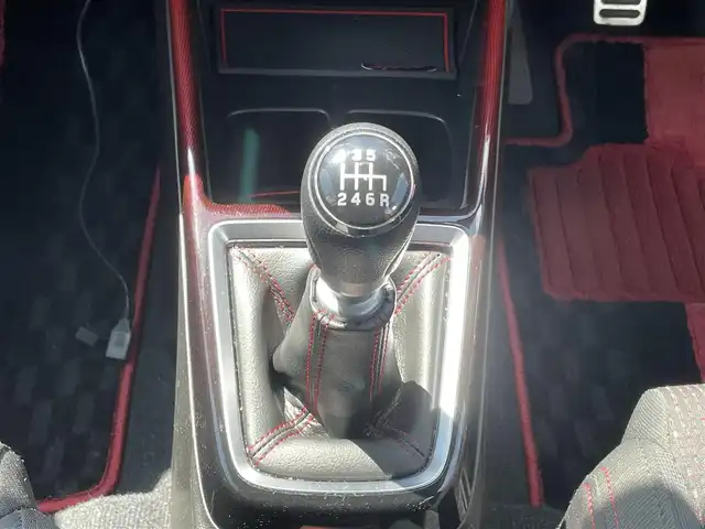 スズキ スイフト スポーツ 愛媛県 2017(平29)年 6.8万km チャンピオンイエロー 純正ナビ（Bluetooth/フルセグTV/DVD再生）/ETC/バックカメラ/クルーズコントロール/iPod接続/前後ドラレコ/シートヒーター/LEDヘッドライト/フォグランプ/スペアキー/ABS/横滑り防止装置/エンケイ17インチアルミホイール