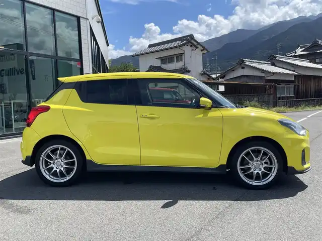 スズキ スイフト スポーツ 愛媛県 2017(平29)年 6.8万km チャンピオンイエロー 純正ナビ（Bluetooth/フルセグTV/DVD再生）/ETC/バックカメラ/クルーズコントロール/iPod接続/前後ドラレコ/シートヒーター/LEDヘッドライト/フォグランプ/スペアキー/ABS/横滑り防止装置/エンケイ17インチアルミホイール