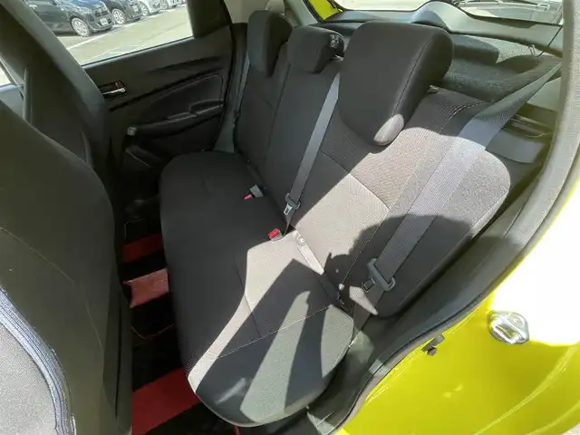スズキ スイフト スポーツ 愛媛県 2017(平29)年 6.8万km チャンピオンイエロー 純正ナビ（Bluetooth/フルセグTV/DVD再生）/ETC/バックカメラ/クルーズコントロール/iPod接続/前後ドラレコ/シートヒーター/LEDヘッドライト/フォグランプ/スペアキー/ABS/横滑り防止装置/エンケイ17インチアルミホイール