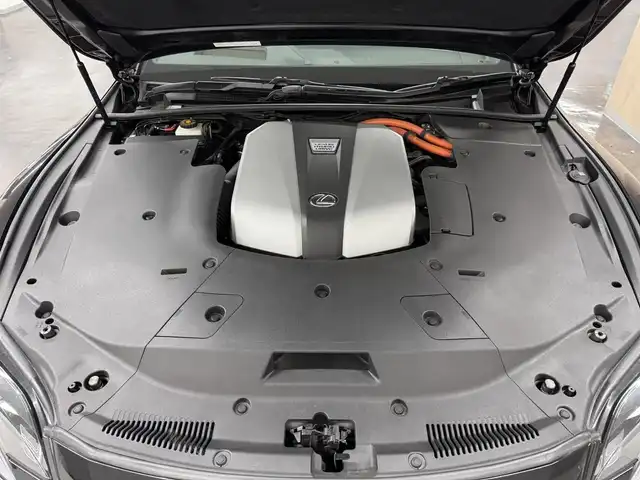 レクサス ＬＳ 500h Fスポーツ 三重県 2018(平30)年 6.7万km ブラック Pガソリン・マルチステージハイブリッド/FR/MTモード付フロアCVT/12.3型ナビ/（CD/DVD/REC/SD/USB/Bluetooth/Miracast/AUX/TV）/パノラミックビューモニター/ドライブレコーダー 前方/ETC2.0/LEXUS Safety System＋A/・プリクラッシュセーフティ（歩行者注意喚起・アクティブ操舵回避支援）/・フロントクロストラフィックアラート/・Lexus CoDrive（レーダークルコン・レーントレーシングアシスト・レーンチェンジアシスト）/・ドライバー異常時停車支援システム/・上下2段式アダプティブハイビームシステム/・ロードサインアシスト/・先行車発進告知機能/・ITS Connect/・ブラインドスポットモニター/など/装備/・本革シート/・シートヒーター（D/N/2nd左右）＆ベンチレーション（D/N）/・メモリーパワーシート（D20way/N18way）/・パワートランクリッド/・デジタルインナーミラー/・左右独立温度調整オートエアコン/・電動リヤガラスサンシェード/・カラーヘッドアップディスプレイ/・電子パーキングブレーキ/・純正20inAW/・スマートキーx1＋カードキーx1/など