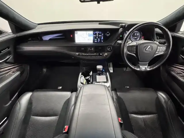 レクサス ＬＳ 500h Fスポーツ 三重県 2018(平30)年 6.7万km ブラック Pガソリン・マルチステージハイブリッド/FR/MTモード付フロアCVT/12.3型ナビ/（CD/DVD/REC/SD/USB/Bluetooth/Miracast/AUX/TV）/パノラミックビューモニター/ドライブレコーダー 前方/ETC2.0/LEXUS Safety System＋A/・プリクラッシュセーフティ（歩行者注意喚起・アクティブ操舵回避支援）/・フロントクロストラフィックアラート/・Lexus CoDrive（レーダークルコン・レーントレーシングアシスト・レーンチェンジアシスト）/・ドライバー異常時停車支援システム/・上下2段式アダプティブハイビームシステム/・ロードサインアシスト/・先行車発進告知機能/・ITS Connect/・ブラインドスポットモニター/など/装備/・本革シート/・シートヒーター（D/N/2nd左右）＆ベンチレーション（D/N）/・メモリーパワーシート（D20way/N18way）/・パワートランクリッド/・デジタルインナーミラー/・左右独立温度調整オートエアコン/・電動リヤガラスサンシェード/・カラーヘッドアップディスプレイ/・電子パーキングブレーキ/・純正20inAW/・スマートキーx1＋カードキーx1/など