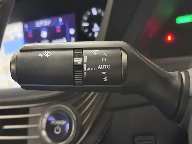 レクサス ＬＳ 500h Fスポーツ 三重県 2018(平30)年 6.7万km ブラック Pガソリン・マルチステージハイブリッド/FR/MTモード付フロアCVT/12.3型ナビ/（CD/DVD/REC/SD/USB/Bluetooth/Miracast/AUX/TV）/パノラミックビューモニター/ドライブレコーダー 前方/ETC2.0/LEXUS Safety System＋A/・プリクラッシュセーフティ（歩行者注意喚起・アクティブ操舵回避支援）/・フロントクロストラフィックアラート/・Lexus CoDrive（レーダークルコン・レーントレーシングアシスト・レーンチェンジアシスト）/・ドライバー異常時停車支援システム/・上下2段式アダプティブハイビームシステム/・ロードサインアシスト/・先行車発進告知機能/・ITS Connect/・ブラインドスポットモニター/など/装備/・本革シート/・シートヒーター（D/N/2nd左右）＆ベンチレーション（D/N）/・メモリーパワーシート（D20way/N18way）/・パワートランクリッド/・デジタルインナーミラー/・左右独立温度調整オートエアコン/・電動リヤガラスサンシェード/・カラーヘッドアップディスプレイ/・電子パーキングブレーキ/・純正20inAW/・スマートキーx1＋カードキーx1/など