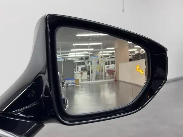 レクサス ＬＳ 500h Fスポーツ 三重県 2018(平30)年 6.7万km ブラック Pガソリン・マルチステージハイブリッド/FR/MTモード付フロアCVT/12.3型ナビ/（CD/DVD/REC/SD/USB/Bluetooth/Miracast/AUX/TV）/パノラミックビューモニター/ドライブレコーダー 前方/ETC2.0/LEXUS Safety System＋A/・プリクラッシュセーフティ（歩行者注意喚起・アクティブ操舵回避支援）/・フロントクロストラフィックアラート/・Lexus CoDrive（レーダークルコン・レーントレーシングアシスト・レーンチェンジアシスト）/・ドライバー異常時停車支援システム/・上下2段式アダプティブハイビームシステム/・ロードサインアシスト/・先行車発進告知機能/・ITS Connect/・ブラインドスポットモニター/など/装備/・本革シート/・シートヒーター（D/N/2nd左右）＆ベンチレーション（D/N）/・メモリーパワーシート（D20way/N18way）/・パワートランクリッド/・デジタルインナーミラー/・左右独立温度調整オートエアコン/・電動リヤガラスサンシェード/・カラーヘッドアップディスプレイ/・電子パーキングブレーキ/・純正20inAW/・スマートキーx1＋カードキーx1/など