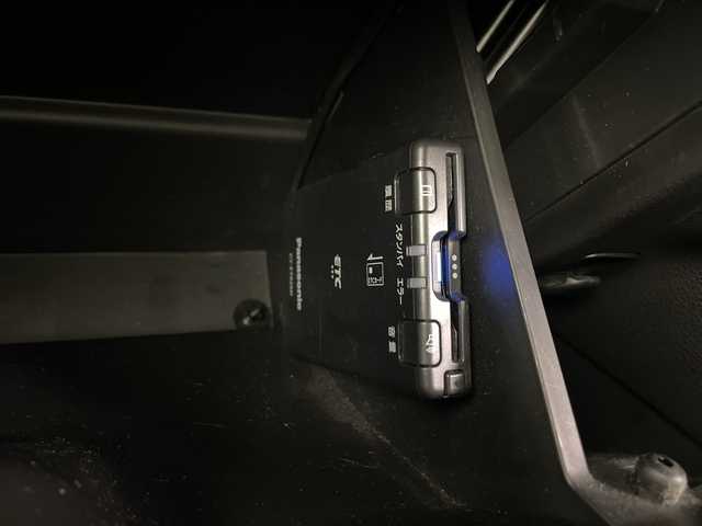 スズキ スペーシア ギア HYBRID XZターボ 埼玉県 2023(令5)年 2.3万km クールカーキパールメタリック/ガンメタリック2トーン 純正ナビ/(Bluetooth/iPod/USB/CD/DVD/FM/AM/SmartphoneLink)/フルセグテレビ/全方位カメラ/ETC/前後ドライブレコーダー/両側パワースライドドア/パドルシフト/レーダークルーズコントロール/衝突被害軽減ブレーキ/車線逸脱警報/後方コーナーセンサー/シートヒーター/プッシュスタート/サーキュレーター/オートLEDライト/純正14インチアルミホイール