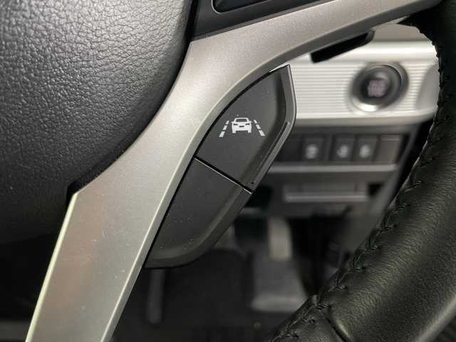 スズキ スペーシア ギア HYBRID XZターボ 埼玉県 2023(令5)年 2.3万km クールカーキパールメタリック/ガンメタリック2トーン 純正ナビ/(Bluetooth/iPod/USB/CD/DVD/FM/AM/SmartphoneLink)/フルセグテレビ/全方位カメラ/ETC/前後ドライブレコーダー/両側パワースライドドア/パドルシフト/レーダークルーズコントロール/衝突被害軽減ブレーキ/車線逸脱警報/後方コーナーセンサー/シートヒーター/プッシュスタート/サーキュレーター/オートLEDライト/純正14インチアルミホイール