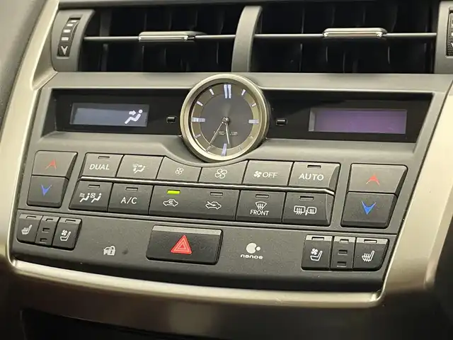 レクサス ＮＸ 300h バージョンL 愛知県 2014(平26)年 8.2万km スターライトブラックガラスフレーク 純正ナビ　フルセグＴＶ　Ｂｌｕｅｔｏｏｔｈ　茶革　シートヒーター　エアシート　ステアリングヒーター　電動リアゲート　ＥＴＣ　衝突軽減　追従クルコン　三眼ＬＥＤライト　コーナーセンサー　ドラレコ　AC100V　禁煙車