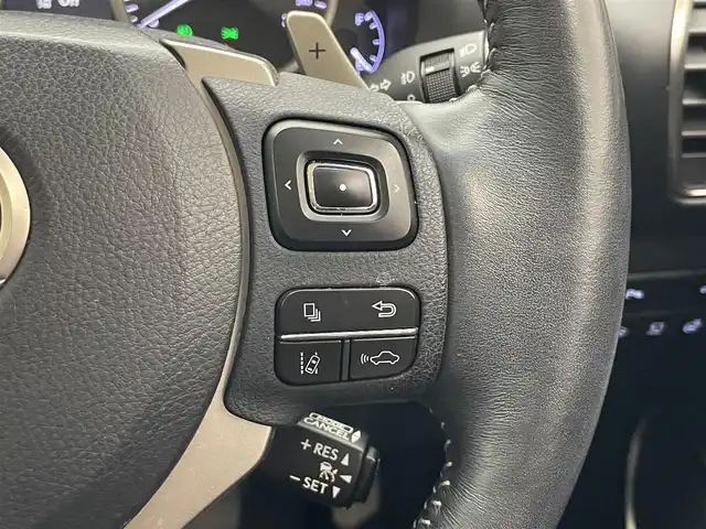レクサス ＮＸ 300h バージョンL 愛知県 2014(平26)年 8.2万km スターライトブラックガラスフレーク 純正ナビ　フルセグＴＶ　Ｂｌｕｅｔｏｏｔｈ　茶革　シートヒーター　エアシート　ステアリングヒーター　電動リアゲート　ＥＴＣ　衝突軽減　追従クルコン　三眼ＬＥＤライト　コーナーセンサー　ドラレコ　AC100V　禁煙車