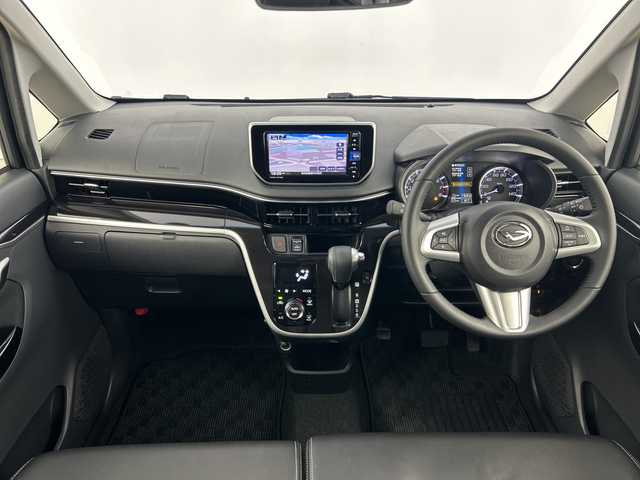 ダイハツ ムーヴ カスタム RS ハイパーLTD SAⅢ 愛知県 2022(令4)年 1.3万km ブラックマイカメタリック/レーザーブルークリスタルシャイン 2トーン 禁煙車/純正7インチナビ/（CD/DVD/Bluetooth/フルセグTV/USB)/全方位カメラ/スマートアシストIII/・衝突軽減ブレーキ/・レーンキープアシスト/・オートマチックハイビーム/。コーナーセンサー/ETC/ドライブレコーダー/シートヒーター/純正15インチアルミホイール/スマートキー/スペアキー1本/プッシュスタート/LEDヘッドライト/フロントフォグランプ/純正フロアマット/横滑り防止装置/ベンチシート/電動格納ミラー