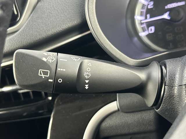 ダイハツ ムーヴ カスタム RS ハイパーLTD SAⅢ 愛知県 2022(令4)年 1.3万km ブラックマイカメタリック/レーザーブルークリスタルシャイン 2トーン 禁煙車/純正7インチナビ/（CD/DVD/Bluetooth/フルセグTV/USB)/全方位カメラ/スマートアシストIII/・衝突軽減ブレーキ/・レーンキープアシスト/・オートマチックハイビーム/。コーナーセンサー/ETC/ドライブレコーダー/シートヒーター/純正15インチアルミホイール/スマートキー/スペアキー1本/プッシュスタート/LEDヘッドライト/フロントフォグランプ/純正フロアマット/横滑り防止装置/ベンチシート/電動格納ミラー