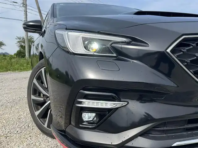 スバル レヴォーグ 1．8STIスポーツ EX 兵庫県 2021(令3)年 3.2万km クリスタルブラックシリカ 純正ナビ/バックカメラ/左サイドカメラ/フロントカメラ/Bluetooth接続可/フルセグTV/レーダークルコン/ステアリングリモコン/革シート/電動リアゲート/ビルトインETC/純正18インチAW/シートヒーター/パワーシート