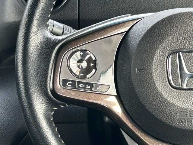 ホンダ Ｎ ＢＯＸ カスタム G L ターボ ホンダセンシング 千葉県 2018(平30)年 5.6万km プラチナホワイトパール 純正ナビ/Bluetooth/CD/DVD/フルセグテレビ/バックカメラ/ETC/レーダークルーズコントロール/ホンダセンシング/CMBS警報距離/ACC先行車発進検知音/先行車お知らせ機能/路外逸脱システム/レーンキープアシスト/標識認識機能/前後コーナーセンサー/電動格納ウインカーミラー/シーケンシャルウインカー/オートライト/オートハイビーム/LEDヘッドライト/スマートキー/スペアキー×１/純正フロアマット/純正アルミホイール